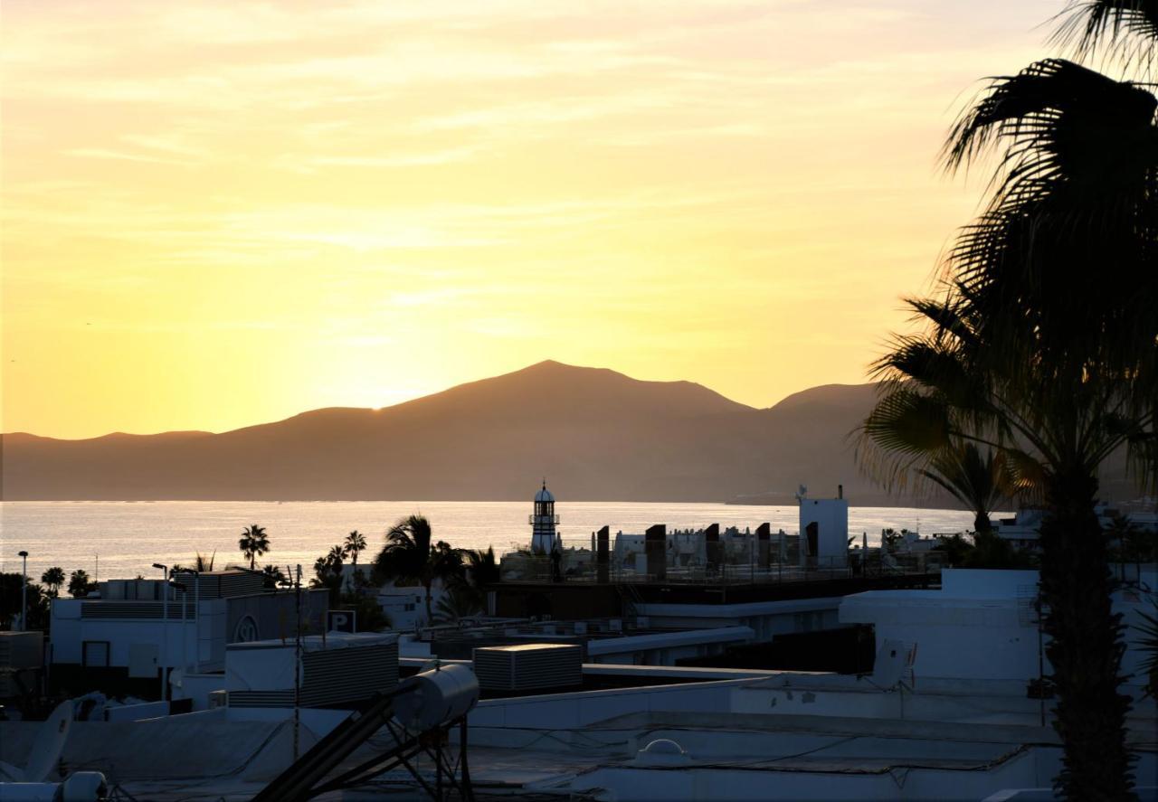 Penthouse Ocean View Puerto Del Carmen Apartment Puerto del Carmen  Exterior photo